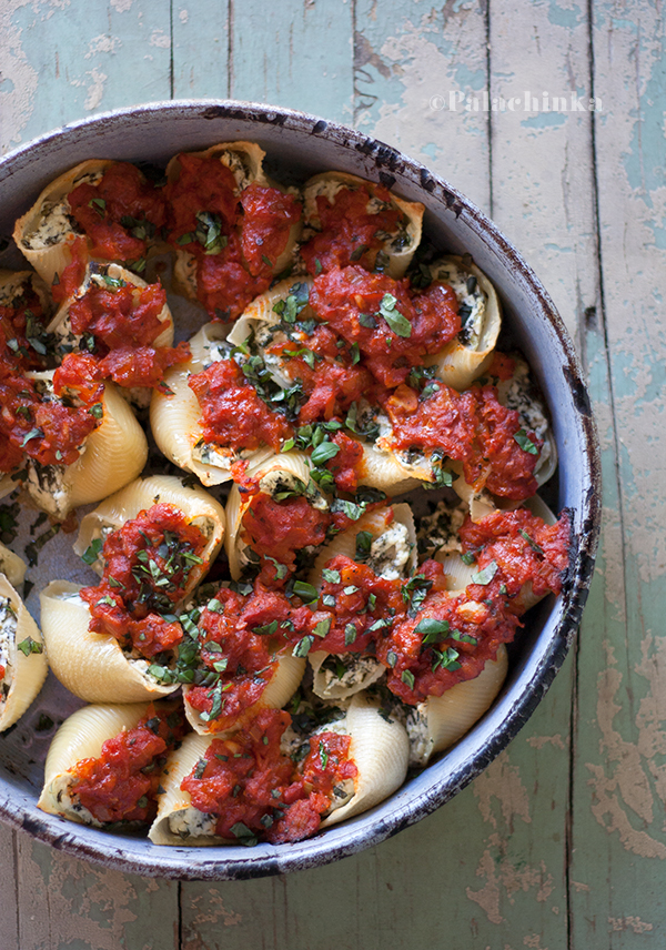 Ricotta and Spinach Stuffed Shells
