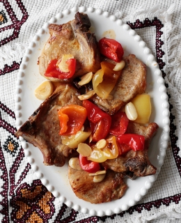 Pork Chops with Garlic and Pickled Peppers